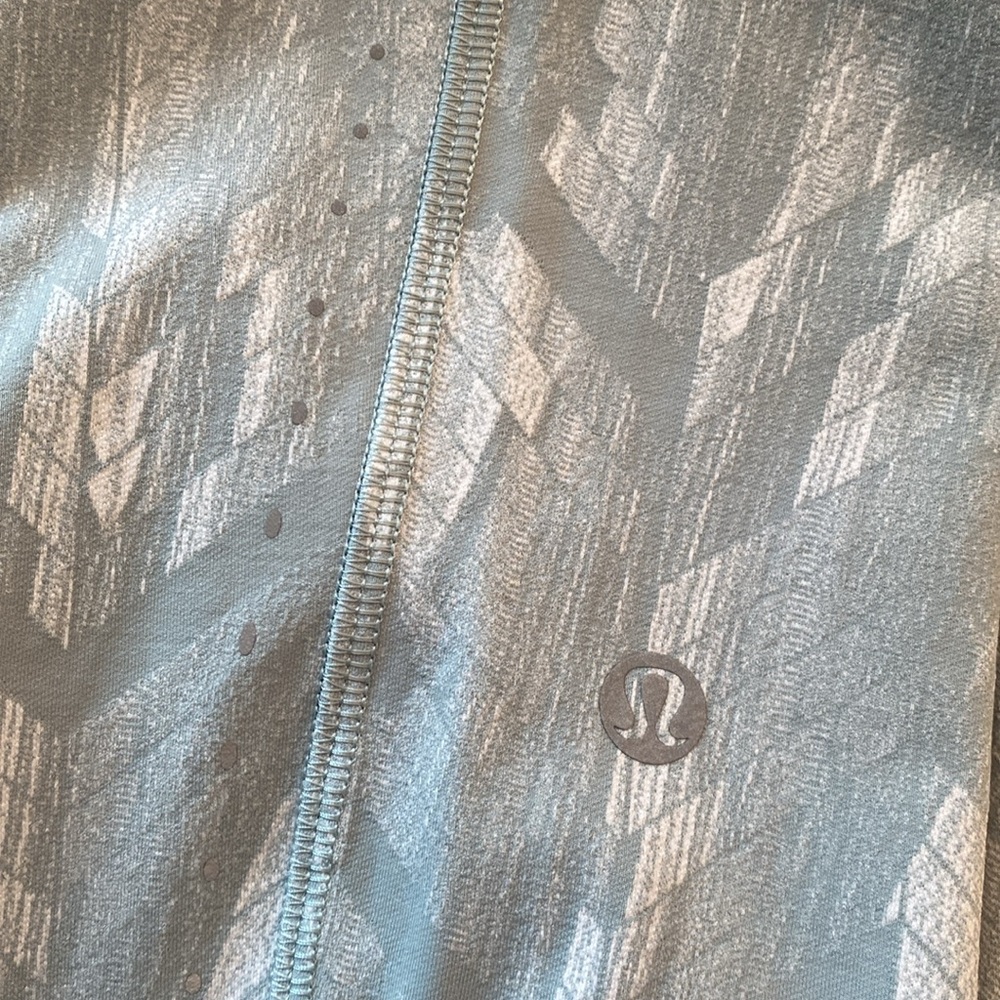 Lululemon Swift Speed Leggings | Size 4, 21” Inseam - Picture 7 of 8